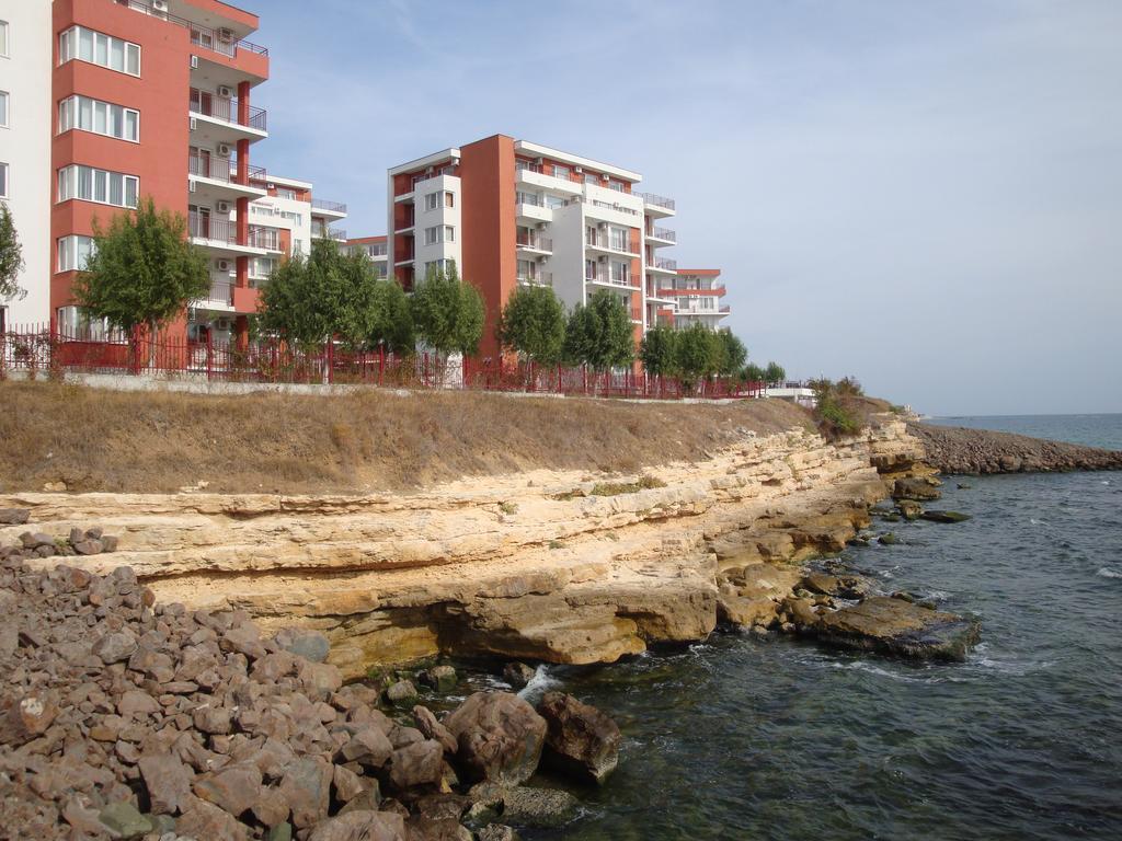 Marina View Fort Beach Apartments By Kalina Resort, 圣弗拉斯 外观 照片
